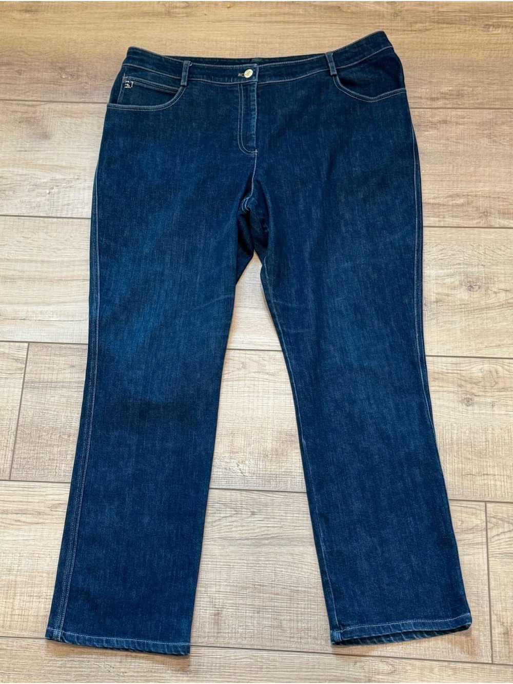 St. John Dark Wash Straight Leg Jeans Size 14 Designer Denim